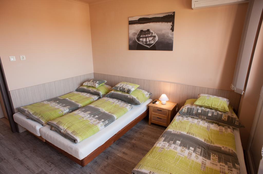 Milan Apartmanok Siófok Exteriér fotografie